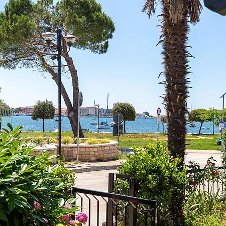 Villa Umag Seafront-3